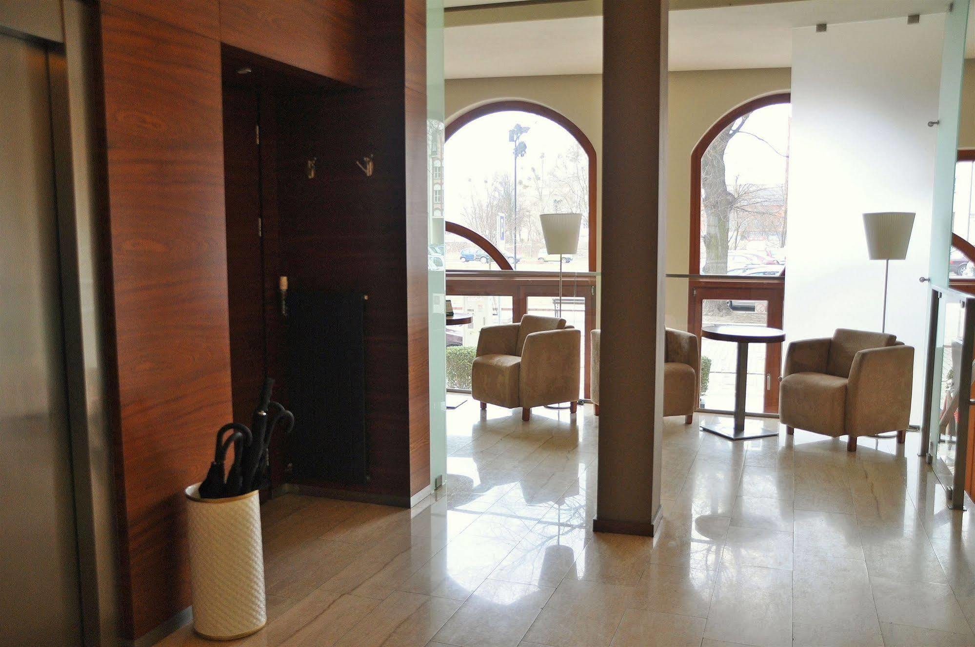 Hotel Atrium Elblag Exterior photo